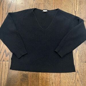J. Crew Black V-Neck Women's 100% Cashmere Sweater size XS - Like New!